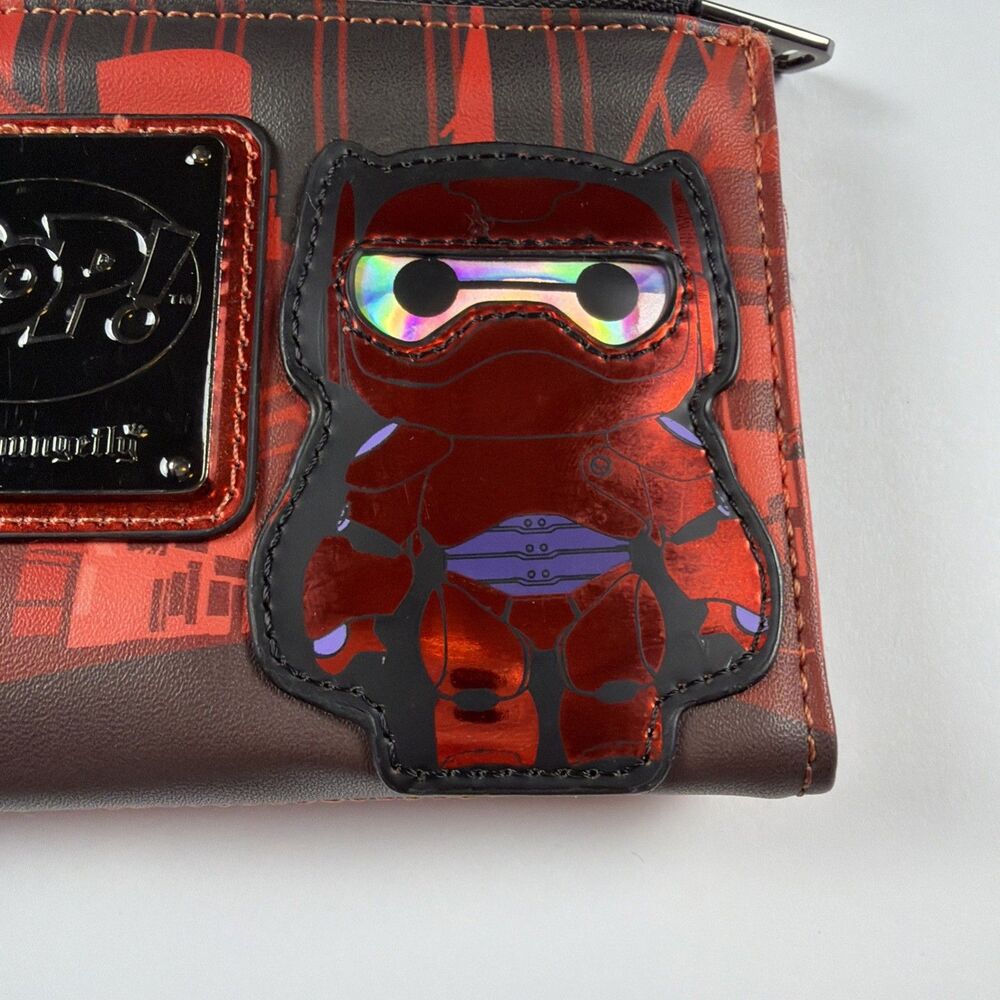 Disney Loungefly Big Hero Six Baymax Battle Mode Cosplay Wallet Red Iridescent - Picture 5 of 11